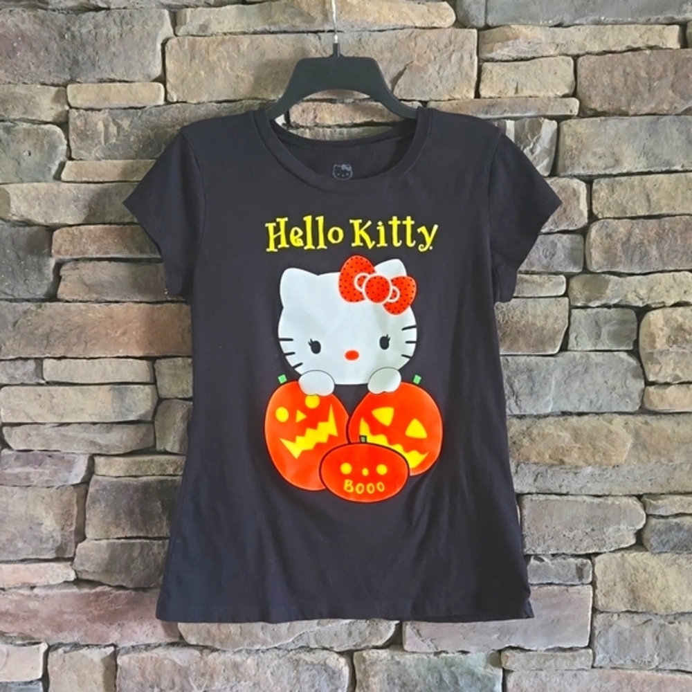 Hello Kitty Halloween Tshirt